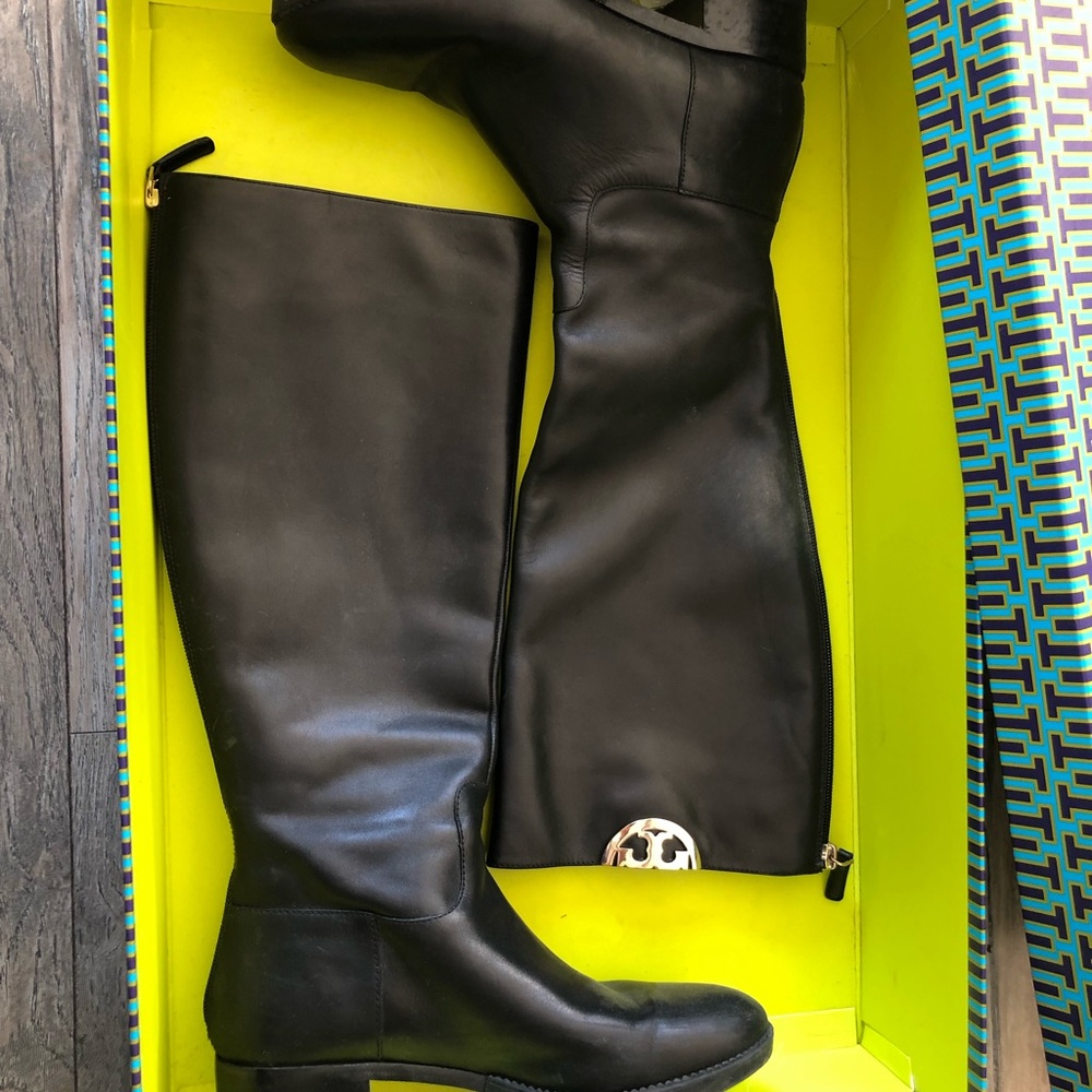 Tory Burch Sidney Boot High size 7 Black